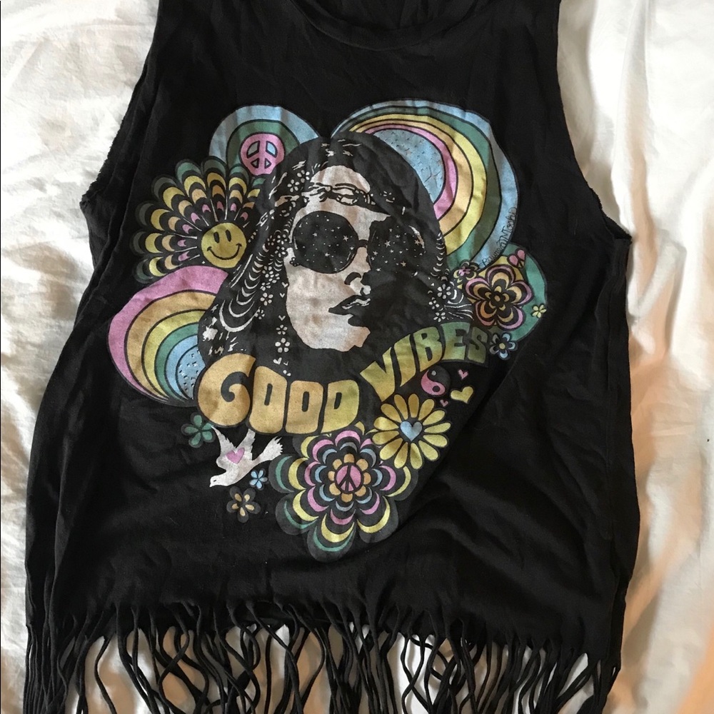 Good Vibes top